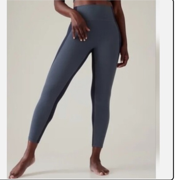 Athleta Transcend Colorblock 7/8 Tight - Picture 2 of 15